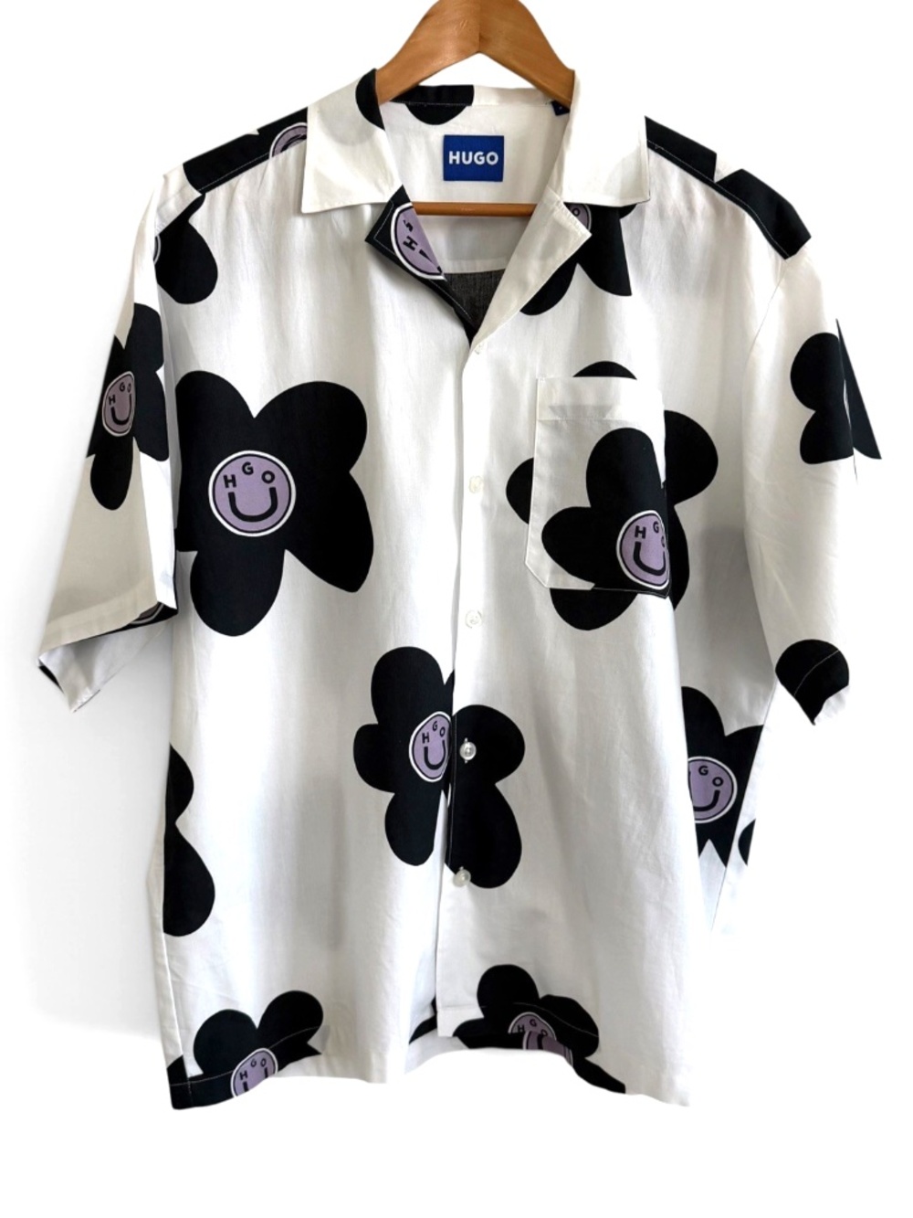 Hugo Boss HUGO Smiley Flower Camp Shirt Medium Short Sleeve Button-Up Cotton